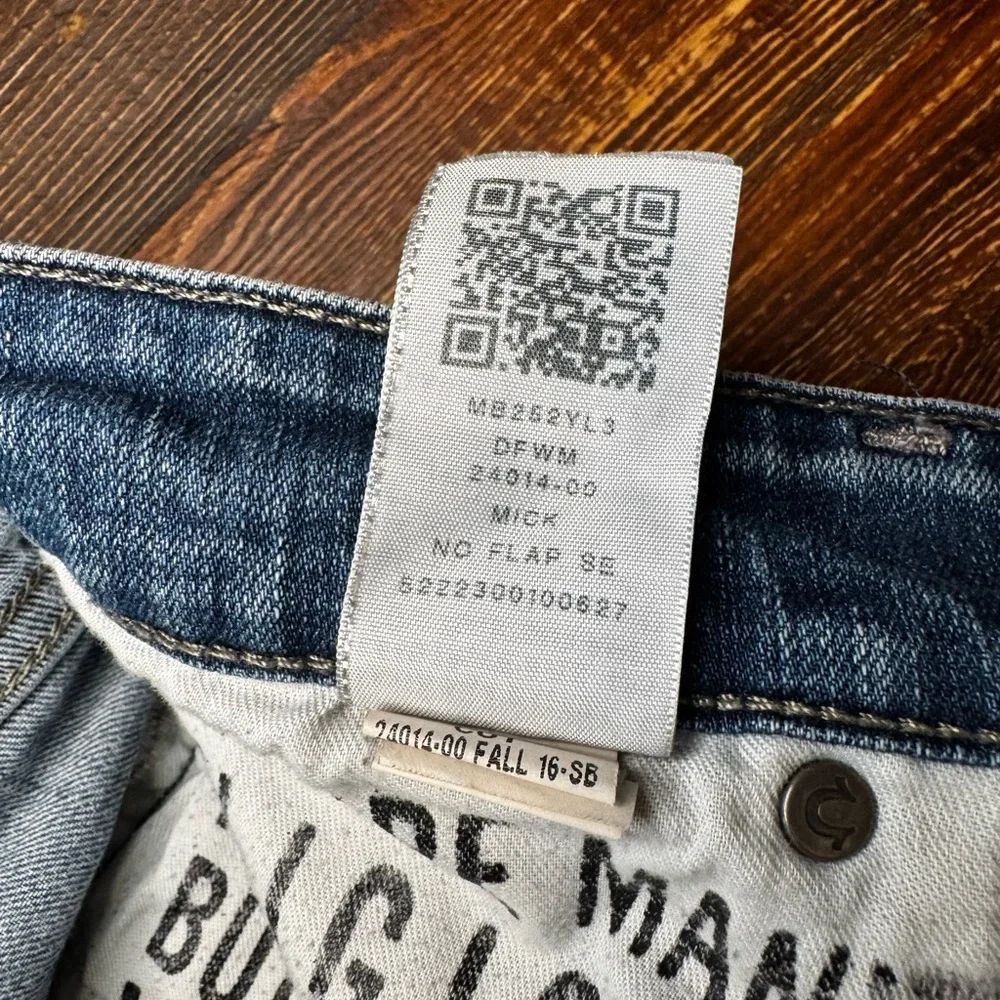 True Religion Men’s Light Blue Slouchy Skinny Jeans